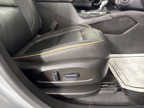 Used 2023 Chevrolet Blazer Premier w/ Enhanced Convenience Package image 15