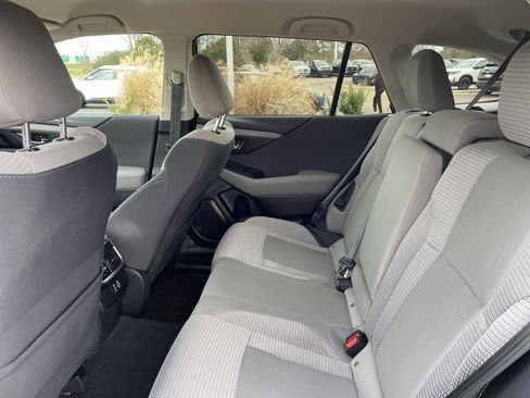 Used 2024 Subaru Outback Premium image 15