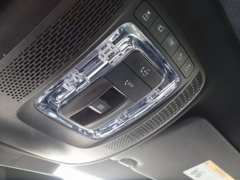 Used 2025 Mercedes-Benz CLA 250 4MATIC image 30