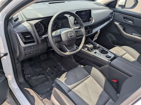 New 2025 Nissan Rogue SV AWD/4WD image 7
