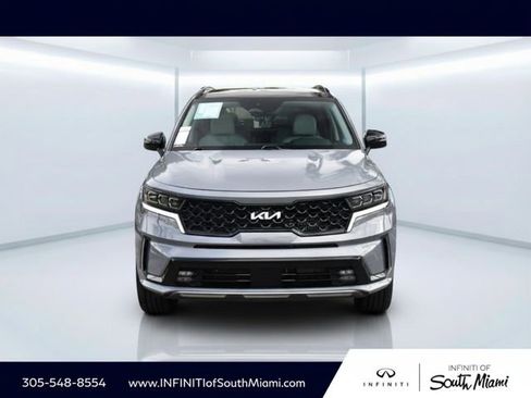 Used 2023 Kia Sorento SX AWD/4WD image 2