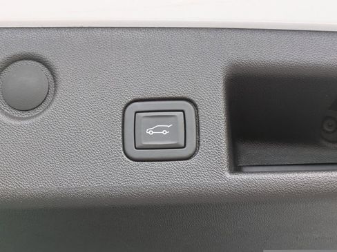 Used 2024 Chevrolet Equinox LT image 14