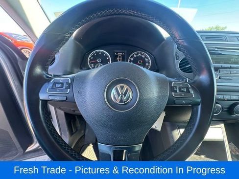 Used 2014 Volkswagen Tiguan SE AWD/4WD image 12