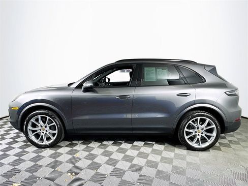 Used 2020 Porsche Cayenne S image 4