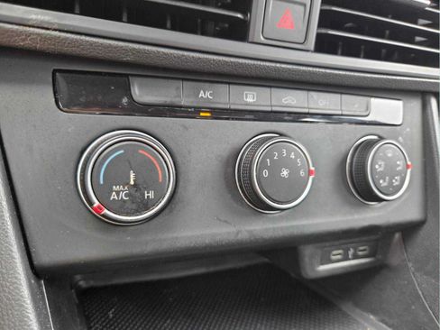 Used 2023 Volkswagen Jetta S FWD image 23