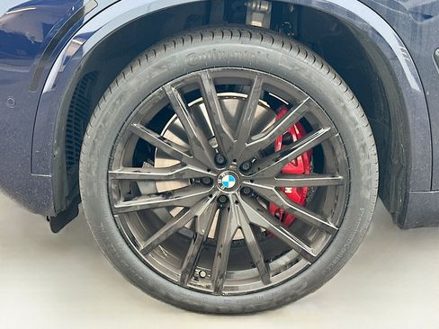 Used 2024 BMW X5 M60i image 38