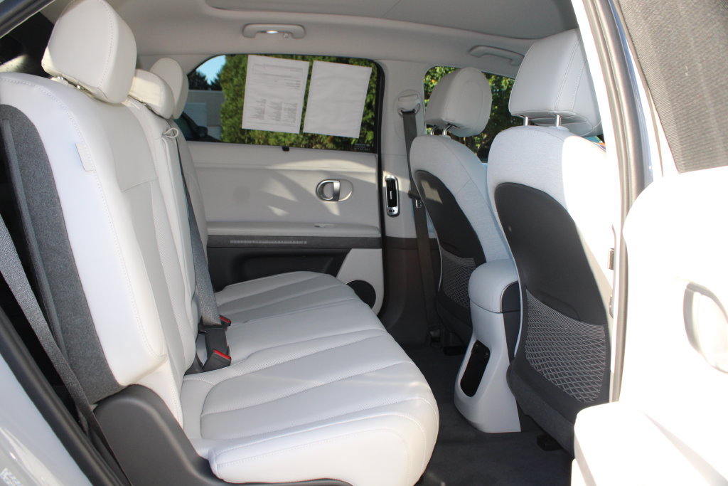 Used 2024 Hyundai Ioniq 5 Limited AWD/4WD image 13