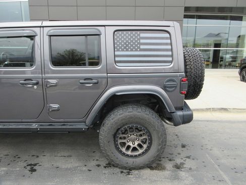 Used 2021 Jeep Wrangler Unlimited Rubicon image 7
