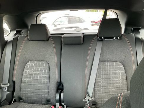 Used 2025 Honda HR-V Sport image 17
