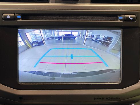 Used 2016 Toyota 4Runner SR5 Premium w/ Convenience Package image 17