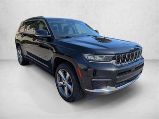 Used 2021 Jeep Grand Cherokee L Limited AWD/4WD video 3