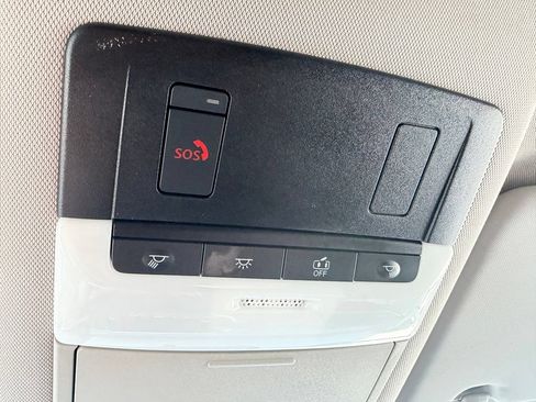 Used 2025 Nissan Rogue SV FWD image 24