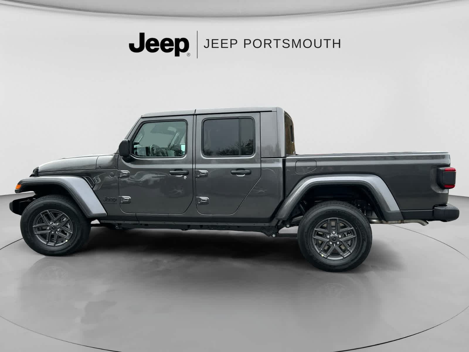 New 2026 Jeep Gladiator Sport AWD/4WD image 12