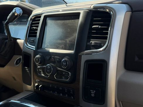 Used 2016 RAM 2500 Laramie RWD image 11