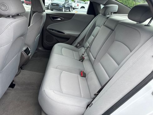 Used 2023 Chevrolet Malibu LT FWD image 6