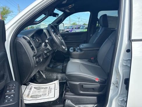 New 2026 RAM 2500 Tradesman AWD/4WD image 12