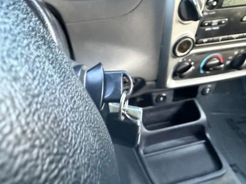 Used 2011 Ford Ranger XLT AWD/4WD image 39