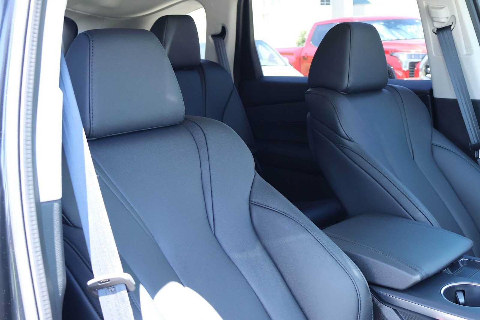 Certified 2026 Acura MDX FWD image 14