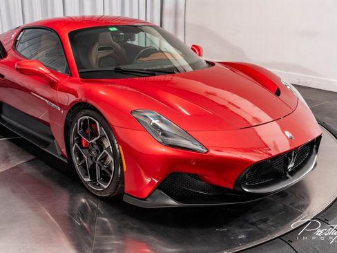 Used 2022 Maserati MC20 Coupe image 3