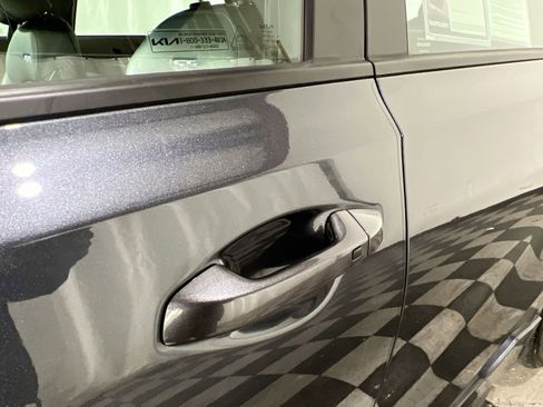 Used 2023 Kia Forte GT-Line image 15