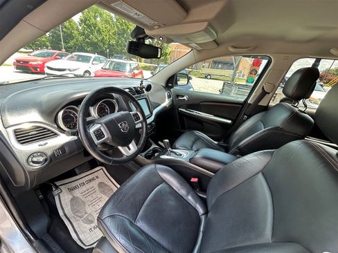 Used 2017 Dodge Journey GT FWD image 16