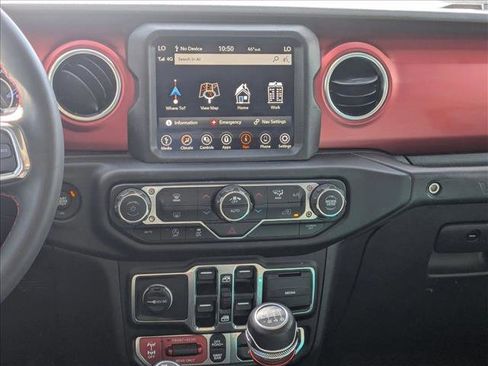 Used 2023 Jeep Wrangler Unlimited Rubicon image 15