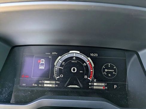 New 2026 Toyota Tundra Limited AWD/4WD image 10