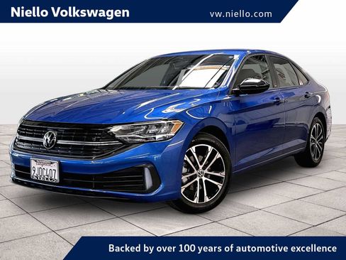 Used 2024 Volkswagen Jetta Sport FWD image 1