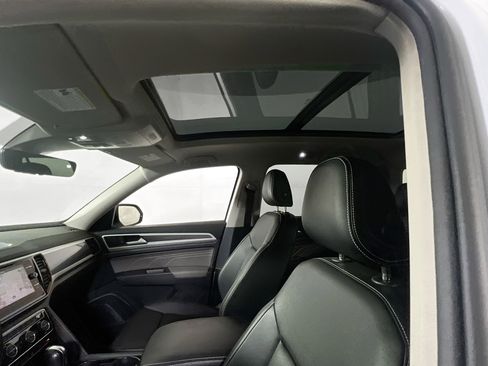 Used 2023 Volkswagen Atlas SEL R-Line image 22