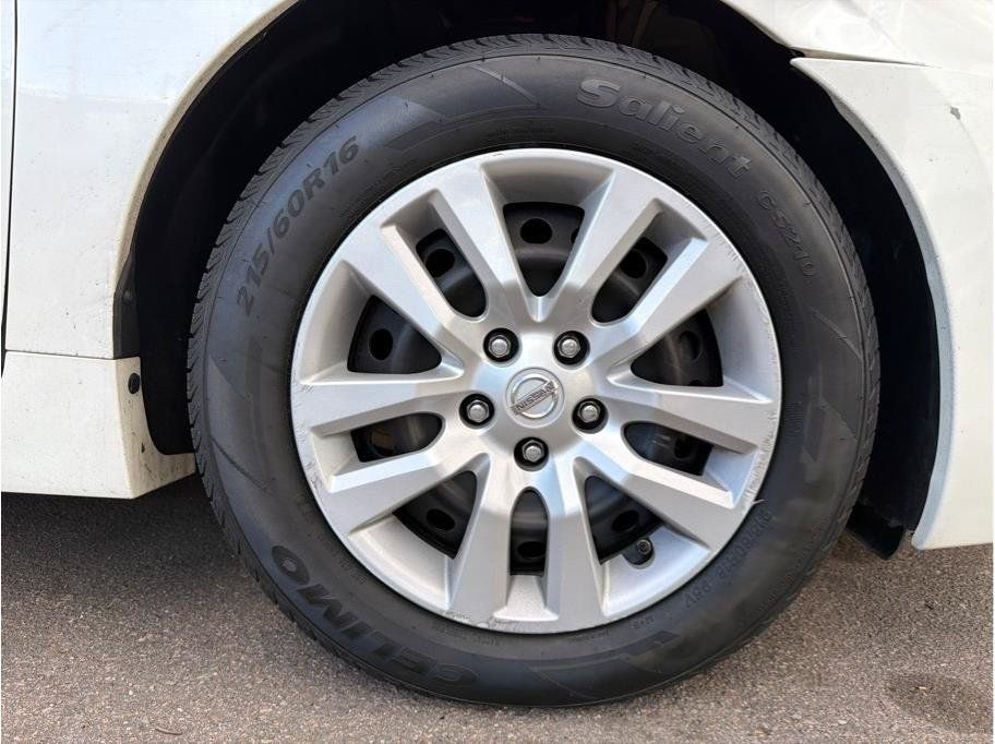 Used 2014 Nissan Altima 2.5 S w/ Display Audio Package FWD image 22