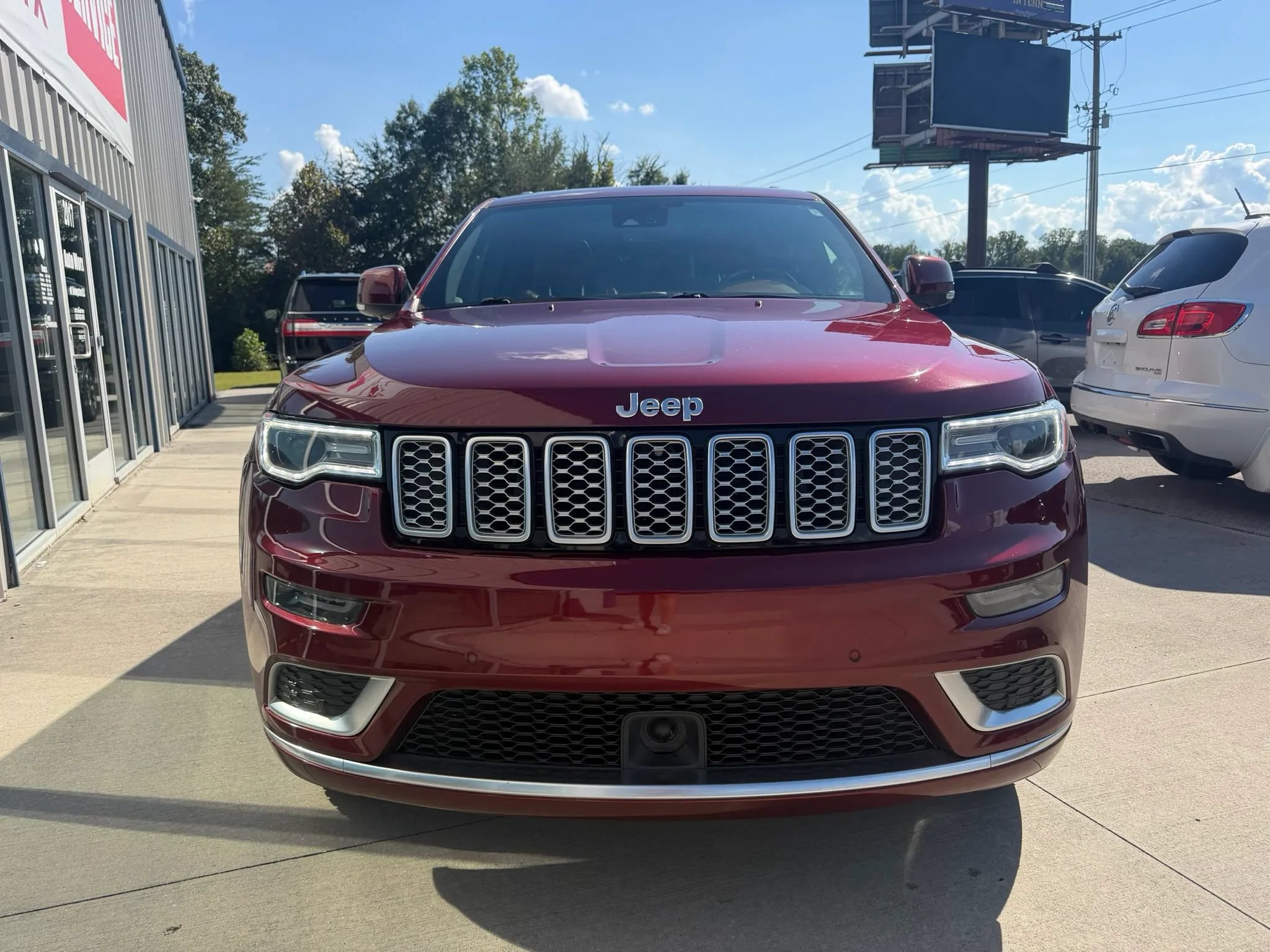 Used 2021 Jeep Grand Cherokee Summit w/ Platinum Series Group AWD/4WD image 25