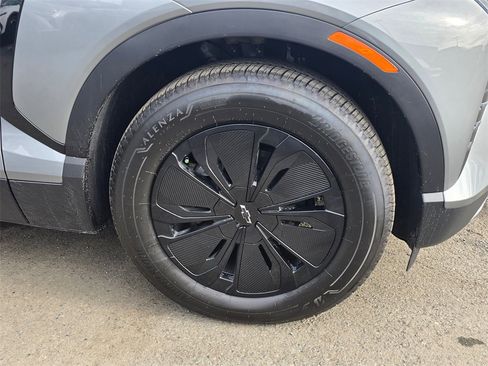 New 2026 Chevrolet Blazer EV LT w/ Midnight/Sport Edition image 9