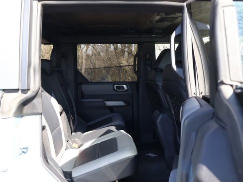 Used 2022 Ford Bronco Black Diamond image 45