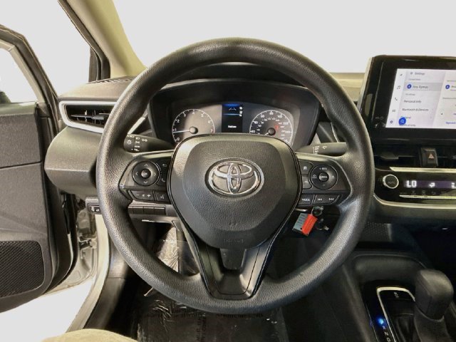 Used 2024 Toyota Corolla LE FWD image 12