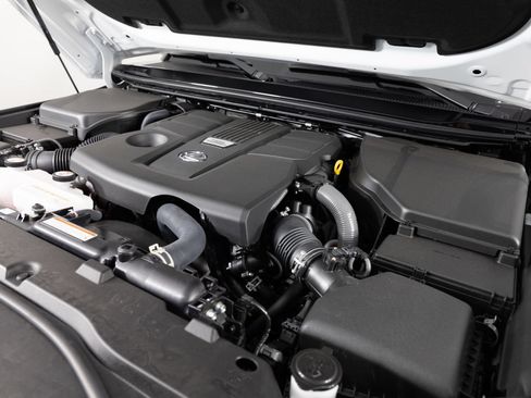 Used 2026 Lexus GX 550 w/ Accessory Package (ZB) AWD/4WD image 48
