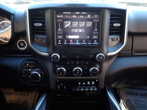Used 2019 RAM 1500 Big Horn AWD/4WD image 15