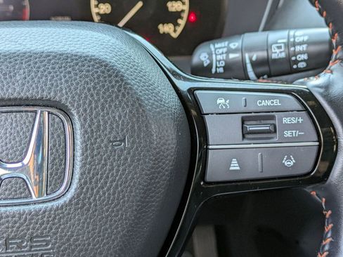 Used 2025 Honda HR-V Sport image 21