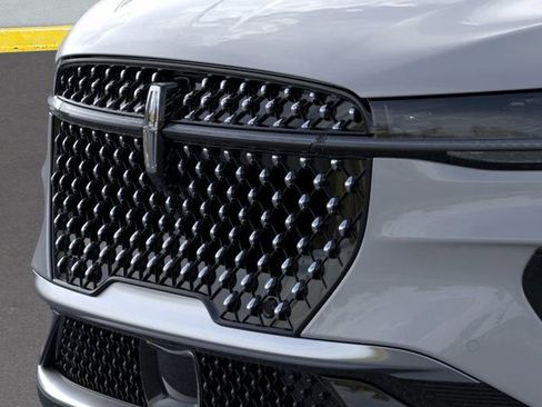 New 2026 Lincoln Nautilus Premier w/ Equipment Group 102A image 17