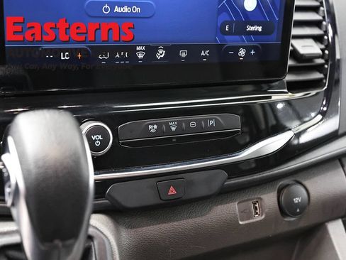 Used 2023 Ford Transit 350 XLT RWD image 19
