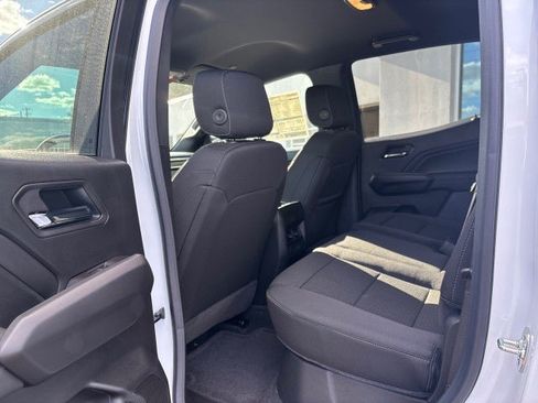 New 2026 GMC Canyon Elevation w/ Convenience Package image 32