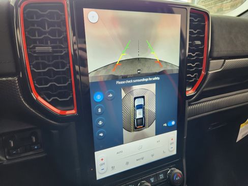 New 2025 Ford Ranger Raptor image 15