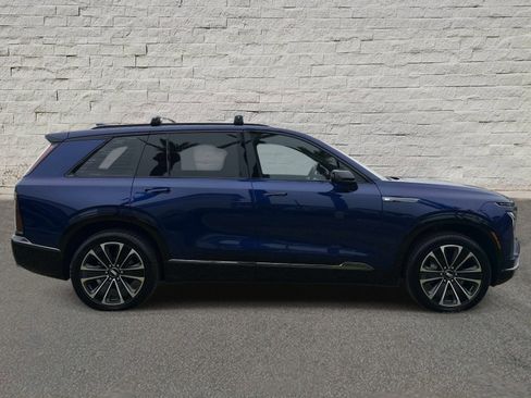 New 2026 Cadillac Vistiq Sport AWD/4WD image 6