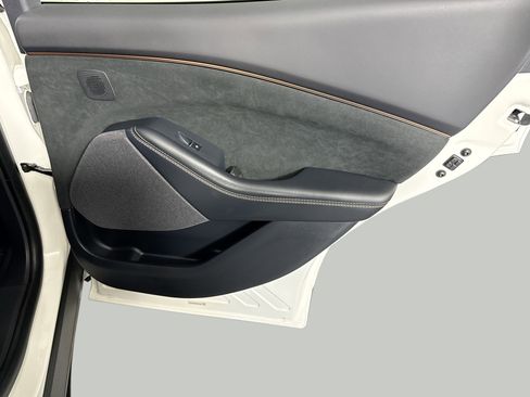 Used 2023 Ford Mustang Mach-E GT image 28