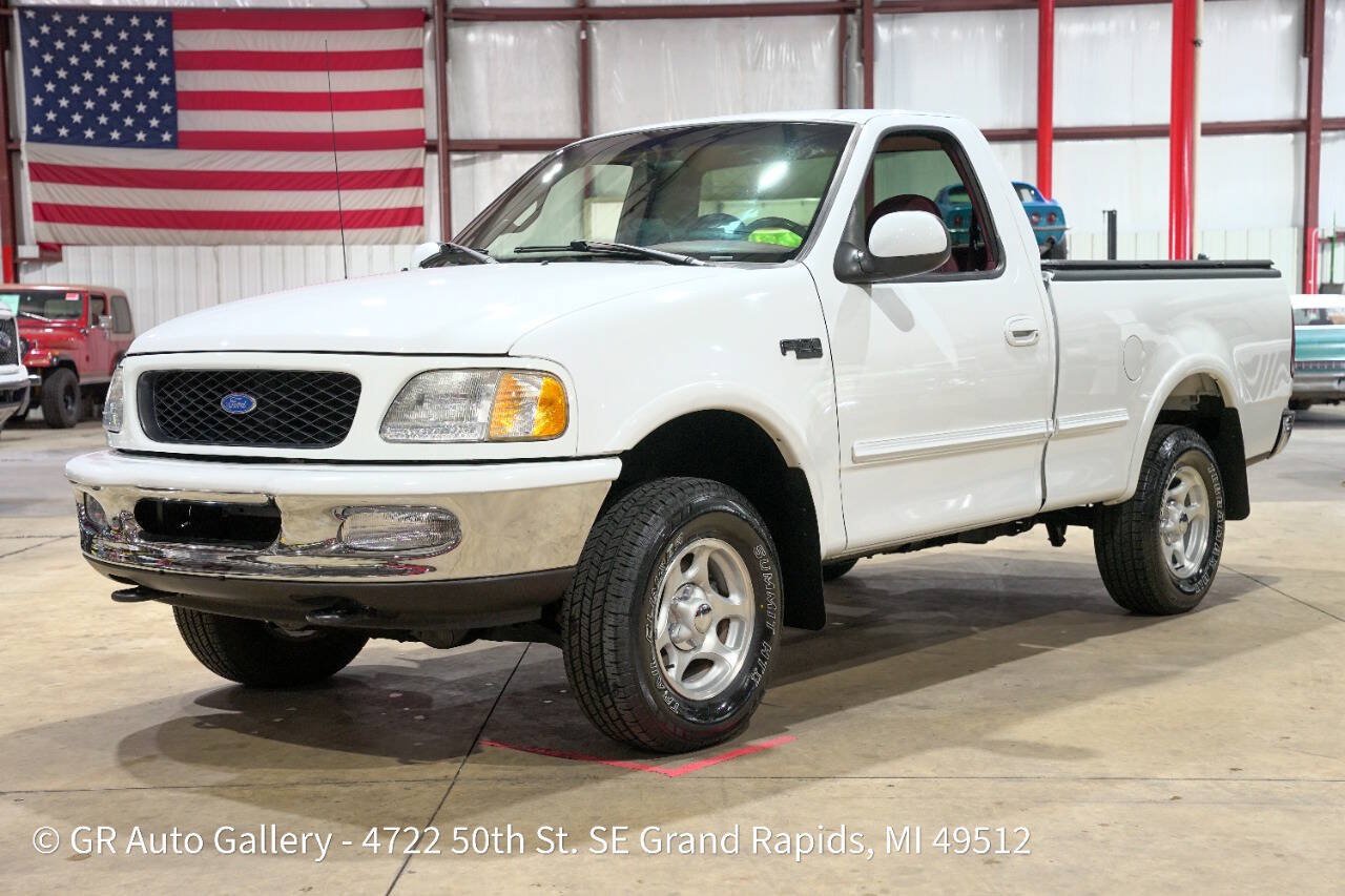 Used 1997 Ford F150 4x4 Regular Cab image 1