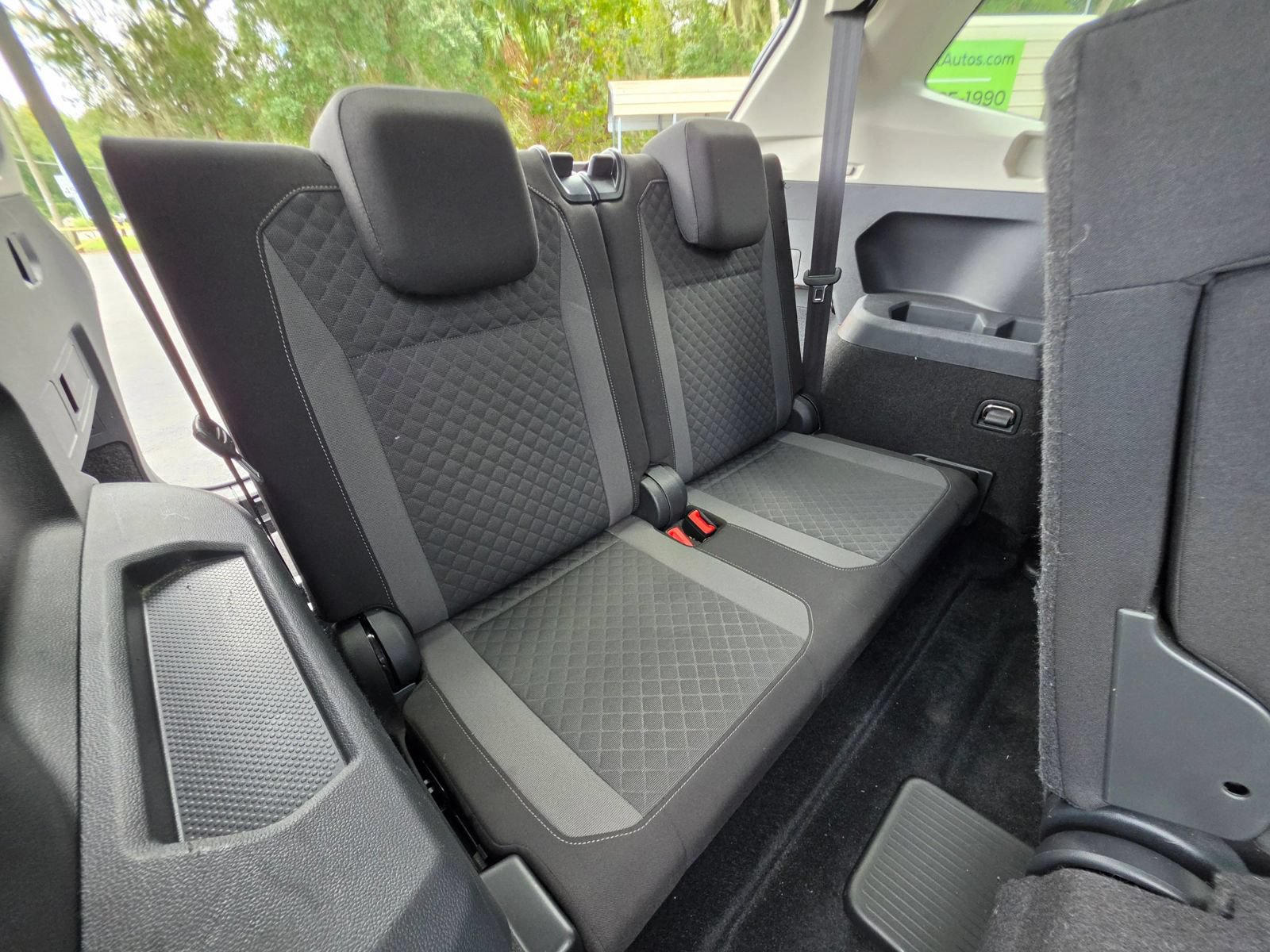 Used 2018 Volkswagen Tiguan S FWD image 17