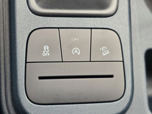 New 2025 Ford Maverick XLT w/ XLT Luxury Package image 13