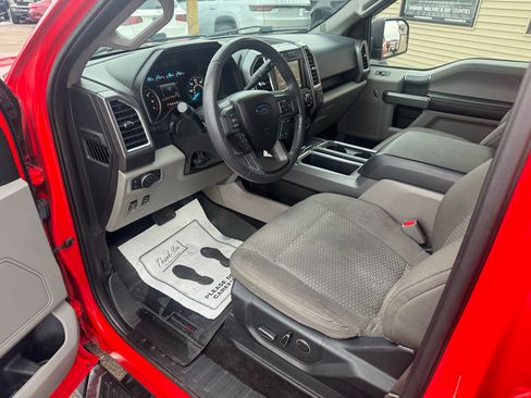 Used 2015 Ford F150 XLT w/ Equipment Group 302A Luxury image 10