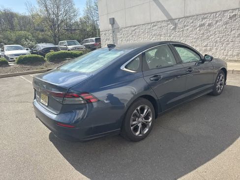 Used 2023 Honda Accord EX image 22