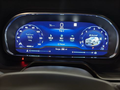 Certified 2022 Chevrolet Tahoe LT w/ Luxury Package image 28