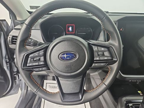 Certified 2024 Subaru Crosstrek 2.5i Limited w/ Crosstrek Mirror Package image 16